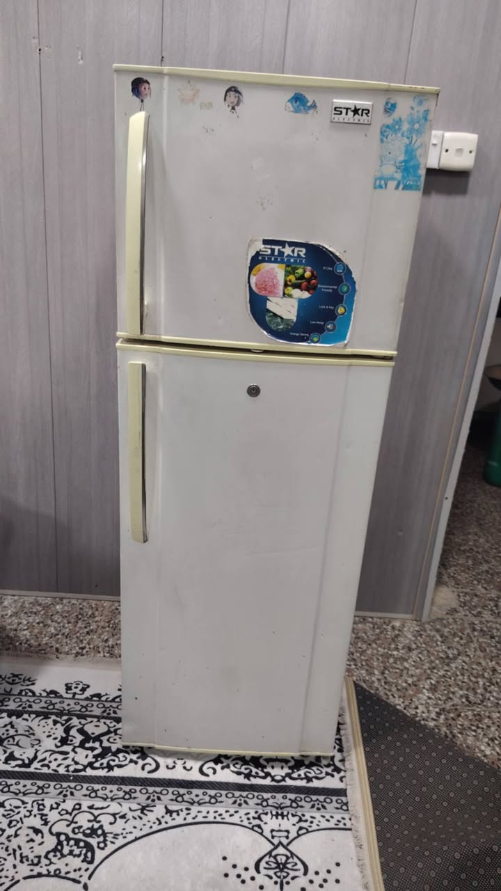 ثلاجه للبيع سعر ١٠٠ وبيها مجال عنوان بغداد الحريه


**إذا كنت صاحب هذا الإعلان وتريد حذفه لأي سبب، رجاءا أرسل رسالة إلى الدعم الفني**