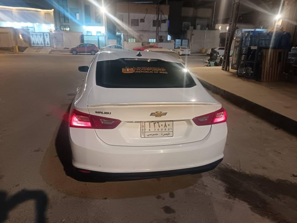 ماليبو مديل ١٩ أمريكي سياره حادث حلوه كلش صار بيه بل عراق صبغ الباب والمدكر خلفي مدكر أمامي اشوي صبغ وبيه طخات تحويل بصره السعر ٩٢ رقمي *********** بغداد, العراق
