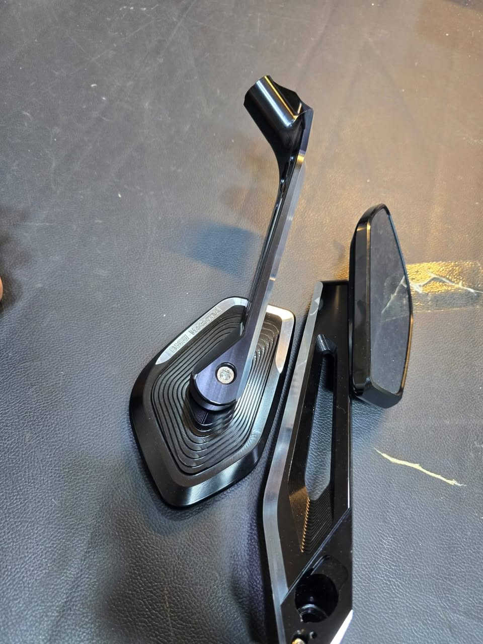 السلام عليكم
حديد ثقيل مختم
الي يفيده ينطي سعر طيب وبالعافيه


**إذا كنت صاحب هذا الإعلان وتريد حذفه لأي سبب، رجاءا أرسل رسالة إلى الدعم الفني**