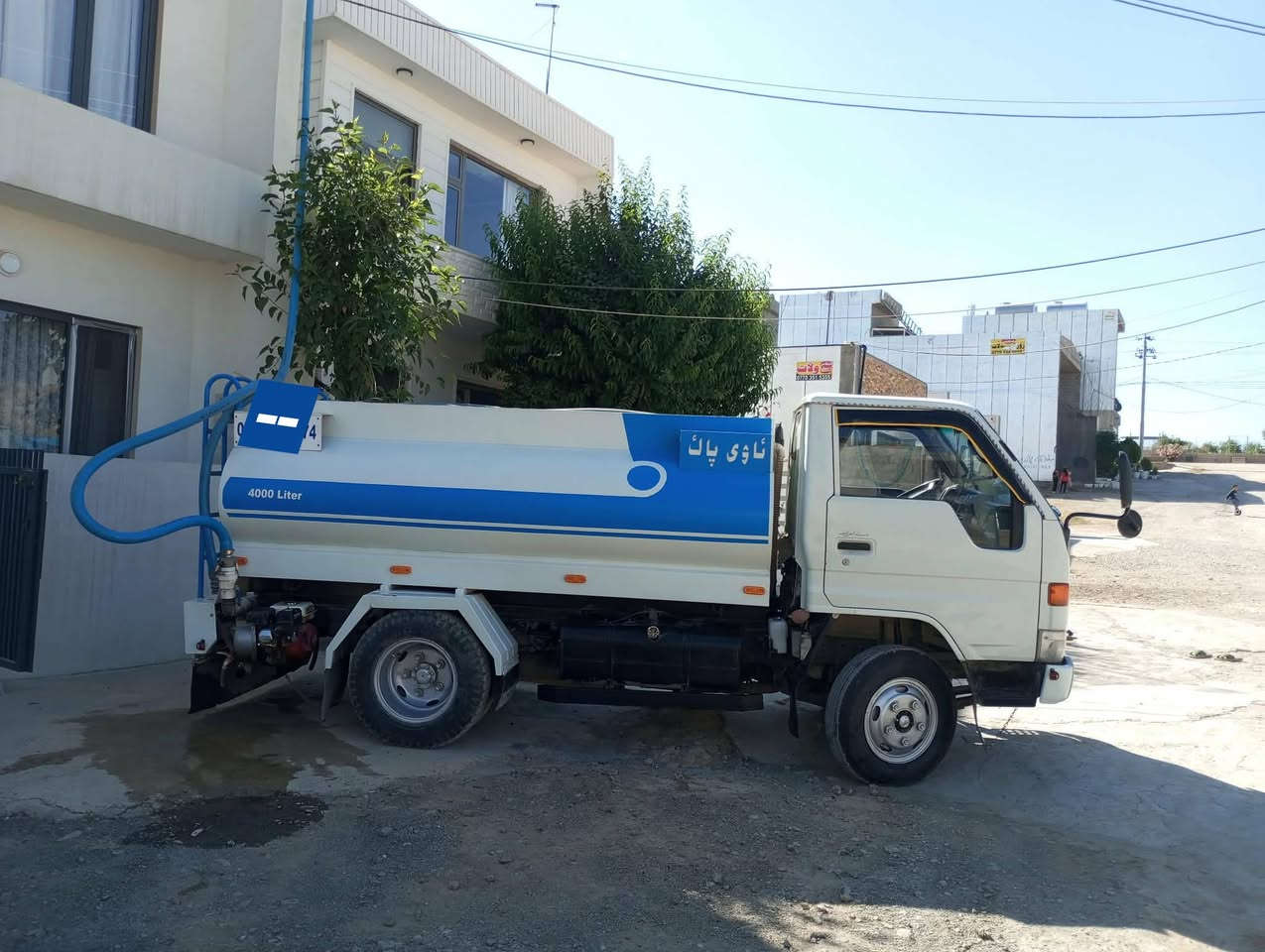 بەناوی خوای گەورەو میهرەبان 
تەنکەری ئاو بۆ فرۆشتن
تۆیۆتا داینا مەکینەی 14b
وەرەق لە سەرە
لە ئیشایە
گێڕو مەکینەی بەشەرت

125$ معامەلەیەکی زۆر کەم
0770 148 8174
