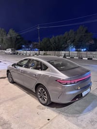 حبايب مستعجل عل بيع  بيواايدي  دسترويل بل لون المميز زيرو سياره مرقم و...