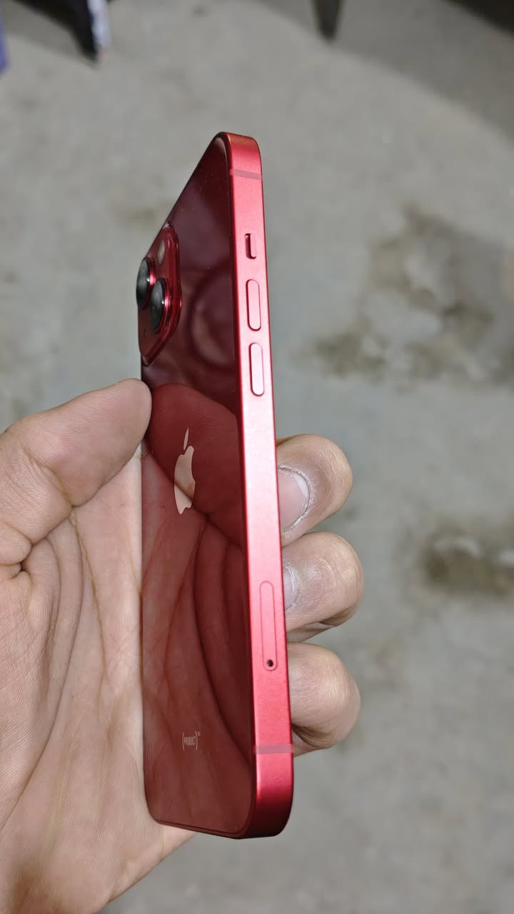 السلام عليكم ايفون 13 عادي ذاكره 128 بطاريه 95 شرط مامرفوعه الجهاز مكفول من الزلغ بلكارتون ضمانه بشهر 11 انتهى السعر 450 وبي مجال لشراي يرهم مراوس مكاني ناصريه مدينه الصدر ***********
