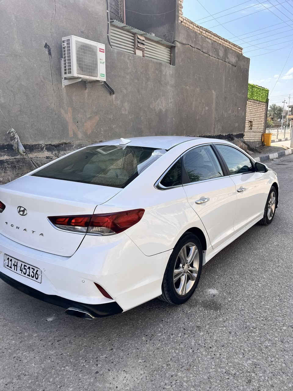 سلام عليكم للبيع سوناتا ٢٠١٨ أمريكي رقم بغداد دولي
مكينه كير حداديه مكفولات تخم تأير جديد 
تبريد ❄️ سياره فول مواصفات عده الفتحه مواصفاته 
بصمه رادار يادات نيكلً بصمه أبواب حساسات إماميه خلفيه جنطه ذكيهً شاشه كأمره مثبت سرعه 
حادثه قبق جنطه وللعراق باب وجاملغ كلير 
ماشيه ١٣١ميل 
سعر ١٢٧وبيهً مجال
مكان السياره كربلاء المقدسة 
للستفسار الاتصال على الرقم
***********
