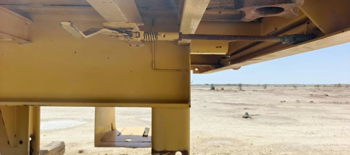 عربانه سطحه شمتز جديده ما محمله ولا كيلو 2005طول 12.25 بلادي السعر قفل 35كل شي واضح بصوره ما اجاوب لا تعليقات ولا خاص مكلف بنشر هذا رقم صاحبه
***********
