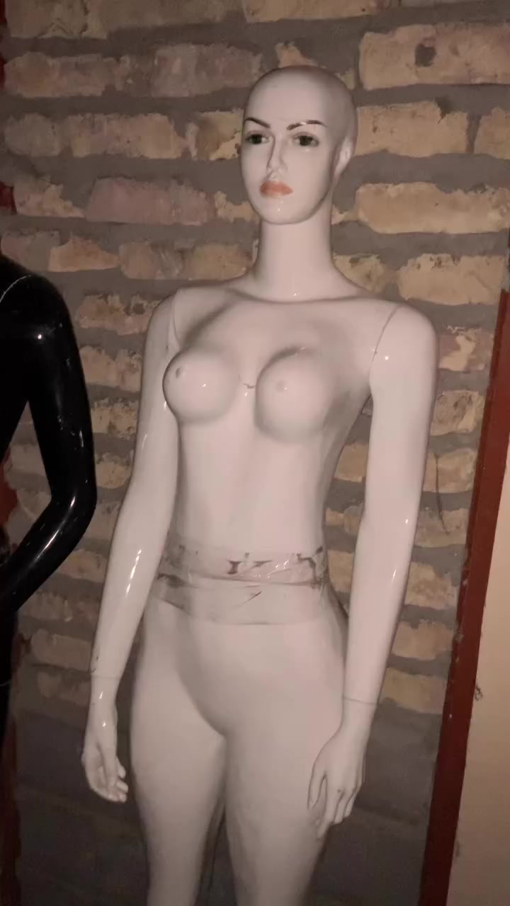 ملكياين نسائيه سود وبيض عندي ليريدهن يراسلني سعرهن حلو


**إذا كنت صاحب هذا الإعلان وتريد حذفه لأي سبب، رجاءا أرسل رسالة إلى الدعم الفني**