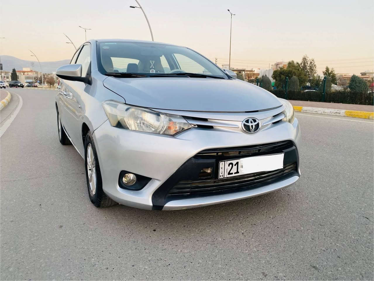 ‎تیۆتایارس مۆديل 2015سلڤەر گیڕئۆتۆماتیک ناوزەرد مەکینە گەورەی 1.5چوارجام کارەباوئۆکس ویوئیس بی وئیکۆ ودەبل ئیرباگ فول مواسفات  پینچ کەل وبلاجکتۆروسەیارەکە زۆر پاکە بی بۆیاخ بی کارت وساردی ناشرین تنها ٢..٣ جیگا زۆر بچوک ساردی هەیەبی ناوگرتن دواو پیشی کەپسە 195 هەزاری حەقیقی رۆشتوە سپیری شەریکەی دانەگیراوە یەک برغوی نەکراوەتەوە تەبرید ساردوگەرم بەشەرت ئیشدەکات کامل سیرڤسی 4مانگە بۆکراوە هایدرۆلیکی گیری تازە گۆراوە رۆنی گۆراوە 4تایەو ویل کەپی لۆکی لەژیرایە رەقەمی تازەیەوسەنەوی تاکۆتای 2027تازەیە سەیارەکە زۆرپاکە نمونەیە مالی دۆستەسعری114معامەلەیەکی برایانە ***********//*********** السليمانية, العراق
