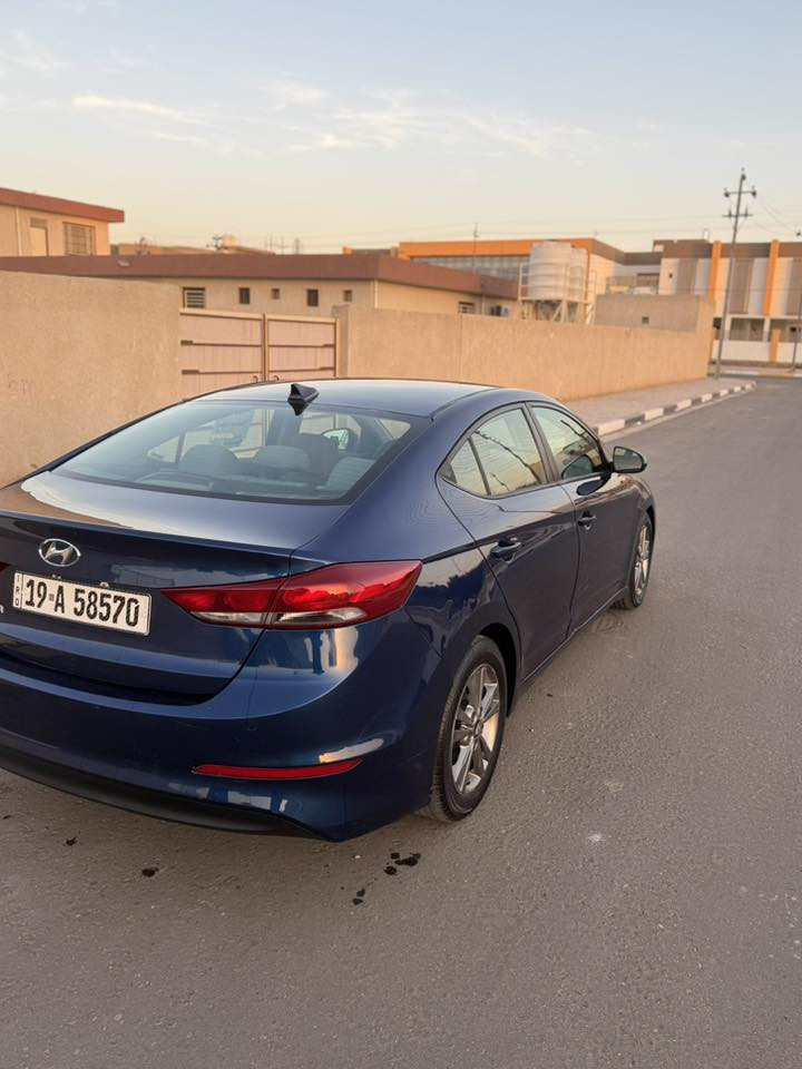 االنتره وارد امريكي 2000دوش 
مواصفات السياره 
تحكم ستيرن 
شاشه كار بلي 
كامره دواره 
حساسات خلفيه
السياره صبغه بنيد وملوان جاملغ الامامي نصه فقط
عليه تخم تاير جديد تبريد ثلج تدفه شغلاه حداديه جديده كير مكينه خير من الله اي نقص مابيه رقم السياره كربلاء انكليزي 
مكان السياره#كربلاء 
سعر السياره #122
للاستفسار ***********
