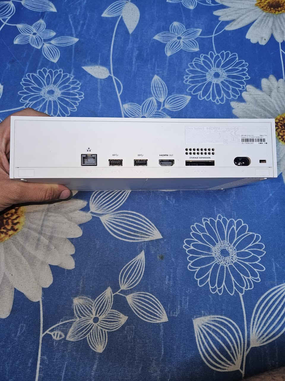 «🔥 للبيع بگج گيمنگ متكامل... للفاهم يعرف قيمته 🔥»

🎮 Xbox Series S 512GB - تصنيع 2022

✅ لا مفتوح ولا مصلّح نهائيًا لوك ستيكر
✅ جوستك أصلي.
✅ الجهاز كلش نضيف ومكفول

مع

🖥️ شاشة Vector Gaming 27
✨ دقة 2K (1440P)
✨ 180Hz سلاسة خرافية بالألعاب.

و

🔋 UPS 850VA
⚡ يشغل الجهاز والشاشة قرابة 10 دقائق بعد انقطاع الكهرباء.

📦 بكج كامل وجاهز، تشتريه وتلعب مباشرة بدون أي مصاريف.

🎮 ووياه حساب Xbox قوي بي ألعاب مملوكة ومدفوعة:

1. Red Dead Redemption 2
2. Grand Theft Auto V
3. Battlefield 1
4. A Plague Tale: Innocence
5. It Takes Two
6. Hitman 3
7. Life is Strange
8. Life is Strange 2
9. Resident Evil Revelations 2
10. The Council
11. The Walking Dead
12. The Walking Dead: Season Two
13. Poppy Playtime Chapter 1
14. Poppy Playtime Chapter 2
15. Poppy Playtime Chapter 3
16. Opus Castle

💰 السعر: 650,000 ألف قابل للتفاوض. 

بغداد. واتساب. ***********
