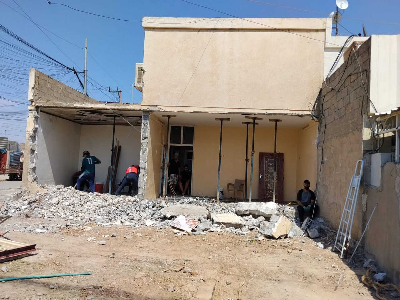 جزء من أعمال ترميم دار في حي المنصور


**إذا كنت صاحب هذا الإعلان وتريد حذفه لأي سبب، رجاءا أرسل رسالة إلى الدعم الفني**