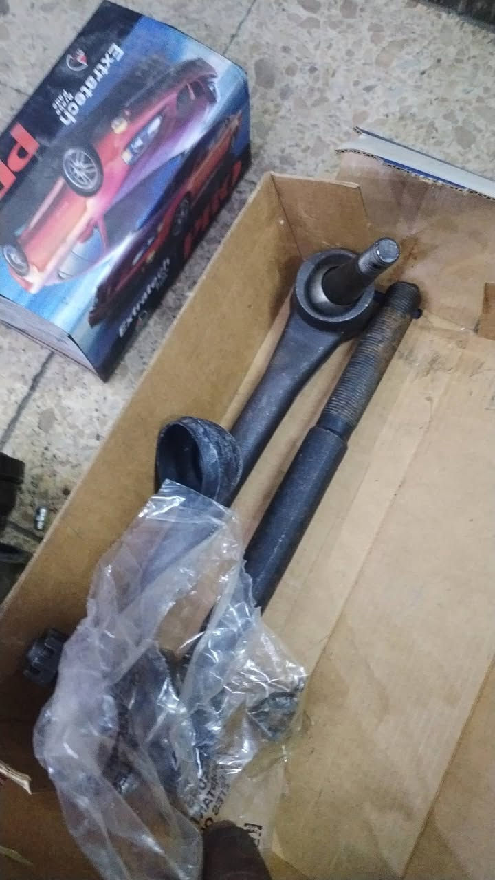 غراض صدر ماليبو
١٩٨١
تخم كامل
***********
***********
