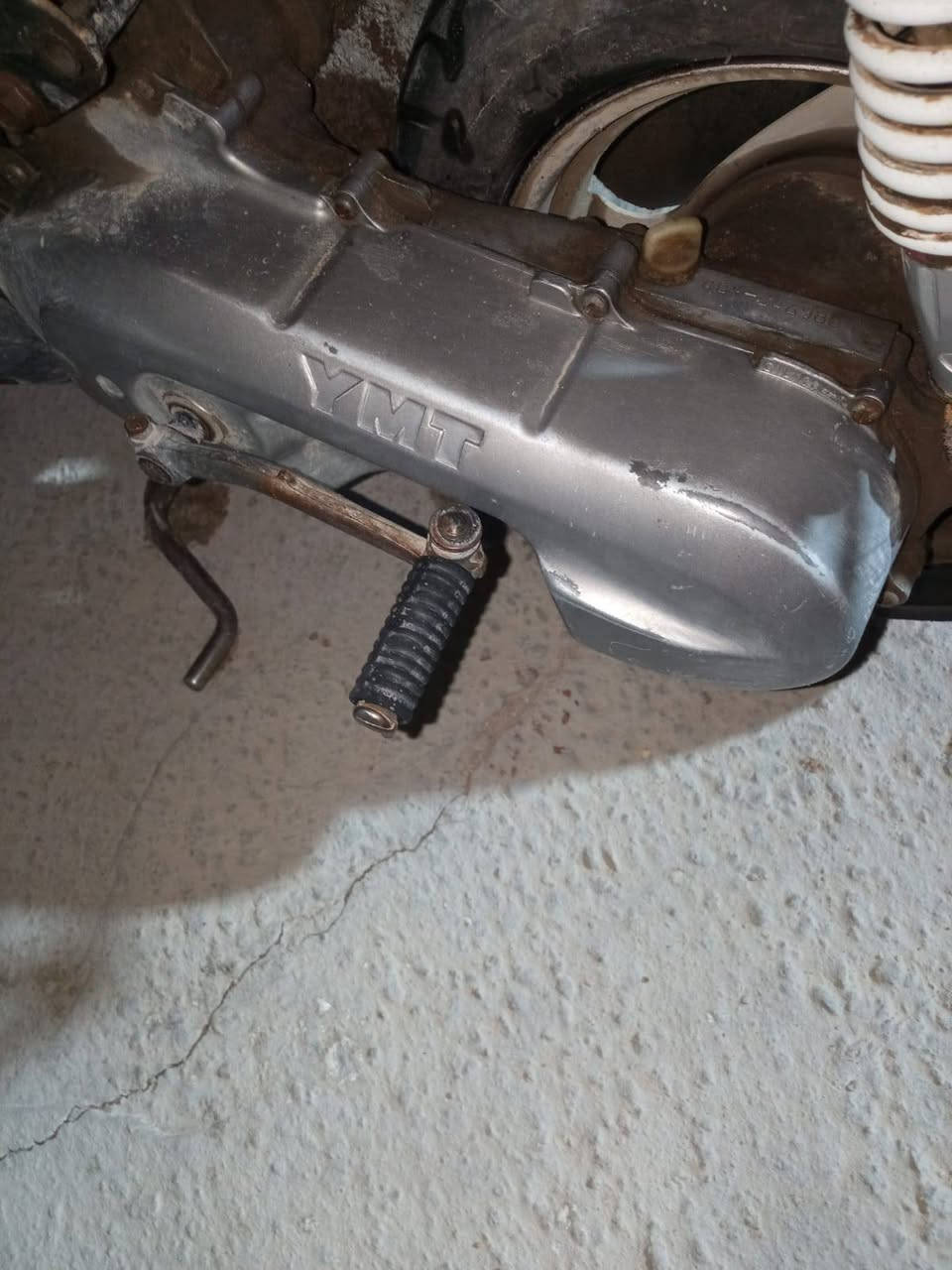 سلام عليكم دراجه بيكم للبيع محور مكينه بطه تاركه صار شهر هيج اشتريت دراجه جديده وهسه اشغله ما تشتغل ابيعلك كوم حديد اني سعر 125 وبيه مجال مكاني كربلاء بوبيات عامود 85 ***********
