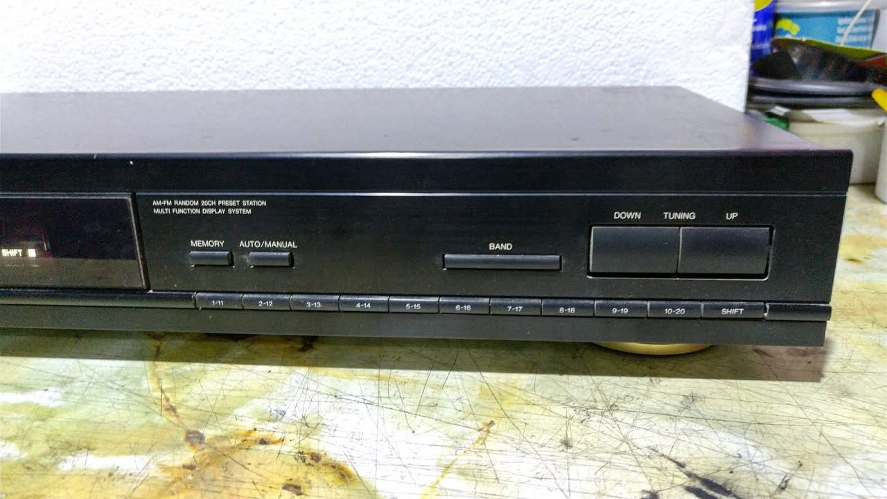 السلام عليكم 
راديو دينون موديلTU -260 L محطات مفتوحة 3 موجات AM-FM-LW باحث مع امكانية حجز 20 محطة...... الكهرباء/220 ڤولت 
السعر// 40 الف دينار والتوصيل 6 آلاف لجميع المحافظات 
للتواصل ///*********** واتساب اعمال...ماسنجر
