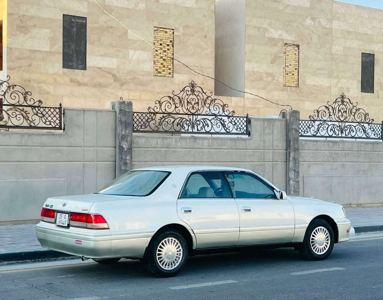 السلام عليكم راس الثور للبيع رقم انبار موديل 1994 مشروع وطني سنويه 2030 رقم انكليزي السياره كفاله من الگصه والاصوليات السياره علما نقل السياره جاهزه مجهزه من حداديه تخم تاير كهربائيات كير ومكينه 3000 السعر 62 وبيها مجال للشراي العنوان كربلاء للاستفسار على الرقم ***********
