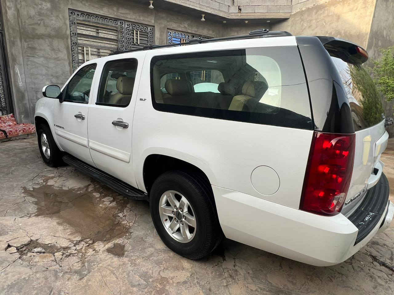 سلام عليكم يوكن جمسي طويله رقم اجراء رقم بغداد انكليزي تحويل ثاني يوم سيارة جاهزة  وارد خليجي 
مكان بصرة رقمي ***********
سعر ب150 وبيهه مجال

مكلف بلنشر
