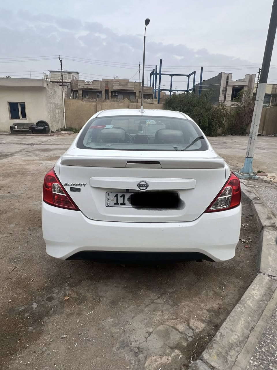 السلام عليكم نيسان سني هندي بليته الزركه
مديل 2024
ام الضمان شركه السور 
رقم بغداد الدولي الجديد 
سياره نضيفه مال بيت مكفوله من الصبغ 

بيها ملاحضات بصيطه مرفقه في الصور 

ماشيه 42 حقيقي  

بغداد زيونة 

***********
