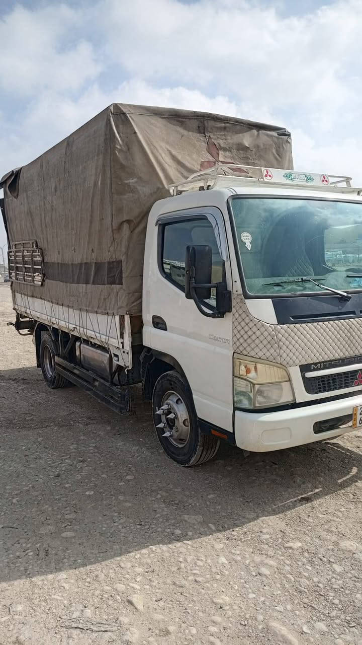 كنتر للبيع موديل 2009 جير اكسل شانسي محرك كله شرط ثانويه 2030 يسقط سعر 170 ***********
