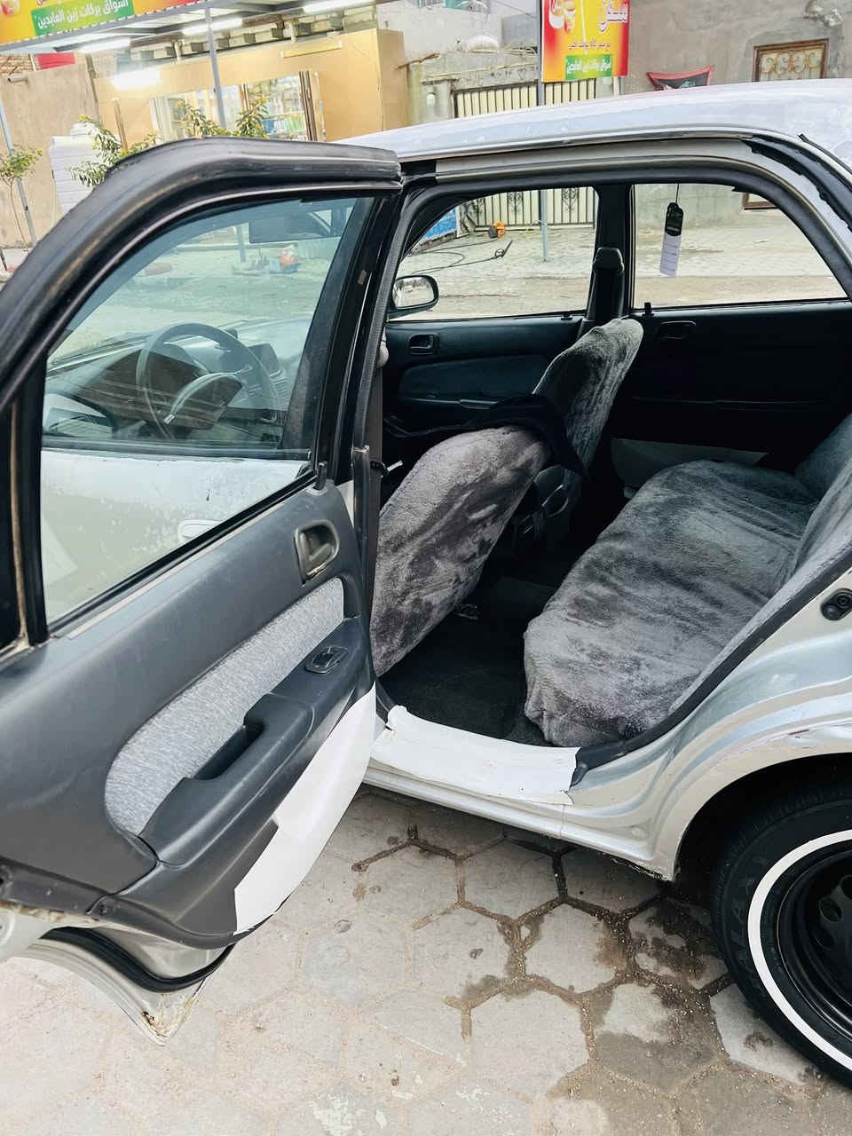 للبيع فقط كورله بزون موديل 96بسمي رقم دولي مداور ثاني يوم حداديه جاهزه جديد هستوني مسويه تخم تايير كربائيات كله شغاله غرفته حلو ونظيفه لايتات وسكنات جدد سيارت عايزه صبغ مال جناي مو بياع شر مكاني نجف 
سياره مكفوله كص ونقل جثه 
سعره 37وبيه مجال 
الاتصال /***********
ميعجبك السعر كلشي موجود بل سوك
