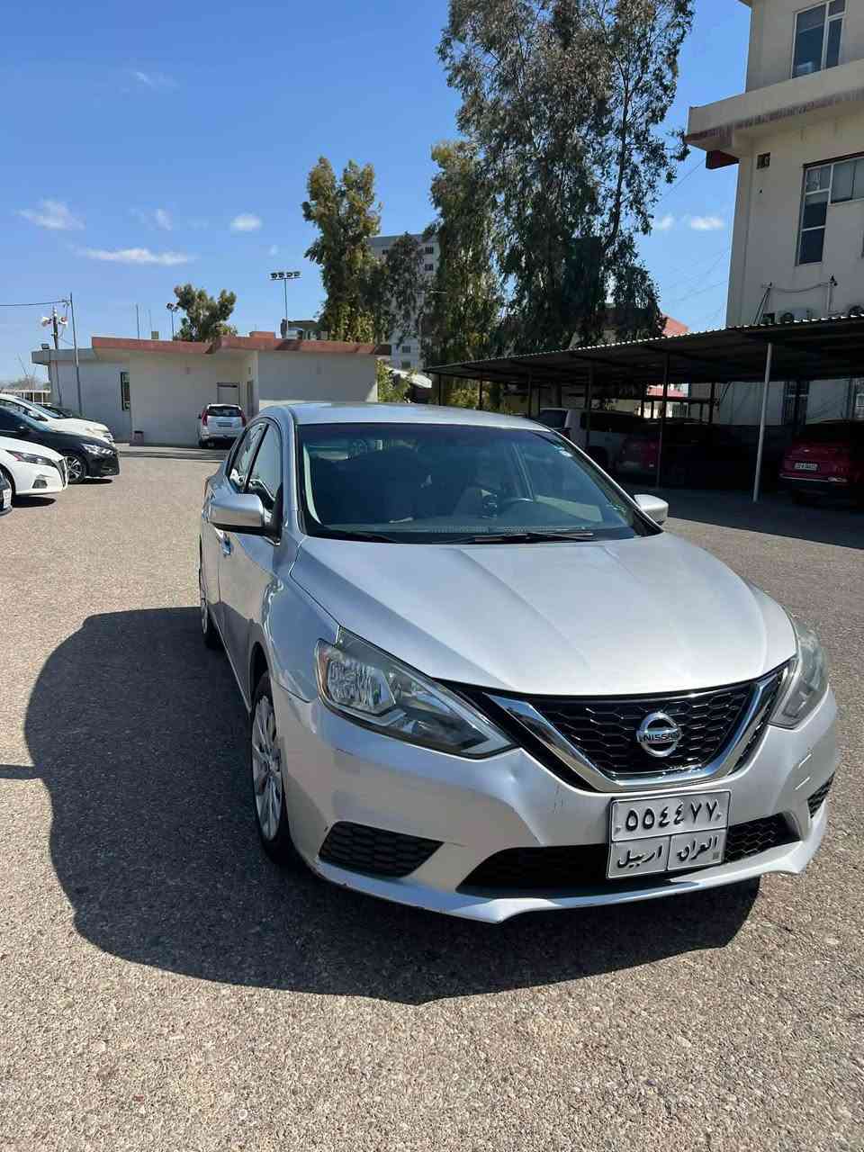 نيسان سينترا 2017
‏Nissan Sentra ‎
‎‏SV
‎الموديل 2017
‎لون سلفر 🩶
‎حادثهه  فقط الجاملغ خلفيه بدون دواخل بدون شواصي واتعديل 
‎المواصفات.. 
‎▪️نضام. ايكو عادي سبورت.                                            ◾️ليد داخلي و الخارجي مع ترحيب
‎◾️الخلفي كامرات 
‎◾️كشنات شامو 
‎▪️تشغيل عن بعد 
‎▪️توقف ذاتي مانع الاصدام 
‎▪️قياده أليه مع المسار
‎▪️نظام تبريد متفرق DUAL 
‎ ▪️عدد السلندرات: 4 سلندر 2.0
‎▪️دواخل اسود + 
‎ ▪️رادارات ( أمامي * جانبي * خلفي)
‎ ▪️الأبواب: بصمه  مفتاح ذكي 
‎▪️تحكم ستيرن فول 
‎▪️شاشه كبيره 
‎▪️ويل كروم  ١٨
‎▪️ أشاير بلمري
‎▪️ استيرن رادار عند خط شارع   
‎▪️شاشة عطلات
‎▪️لايت LED                                      سعر. :١٠٥ورقه السياره شمالي 
باسمي اي استفسار هذا رقمي *********** أربيل, العراق
