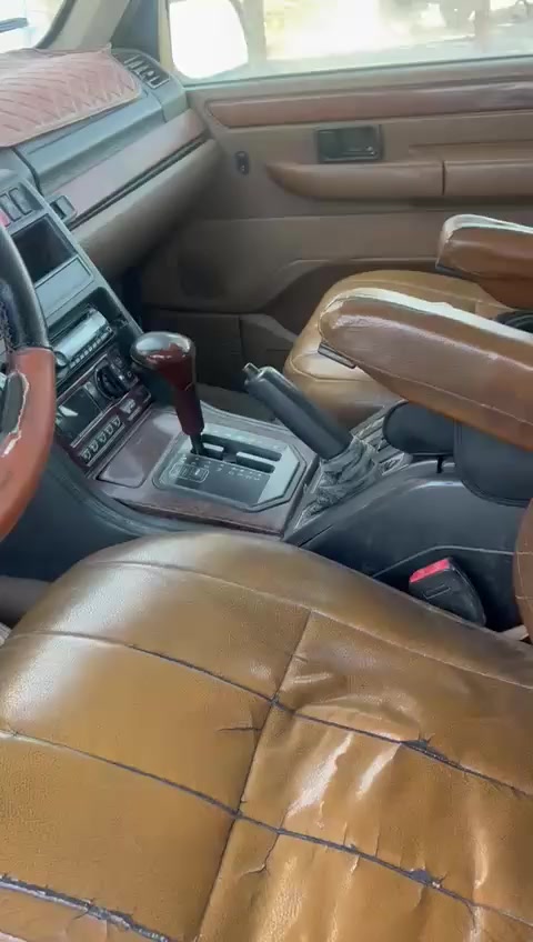 السلام عليكم
للبيع فقط بدون مراوس  بيع فقط
رانج موديل ٩٧
كير ومحرك صدر تبريد سنويه وارقام 
كلها شرط. بدون صبغ محرك بلادي. 
السعر ٥٠ قفل بدون معامله
***********
