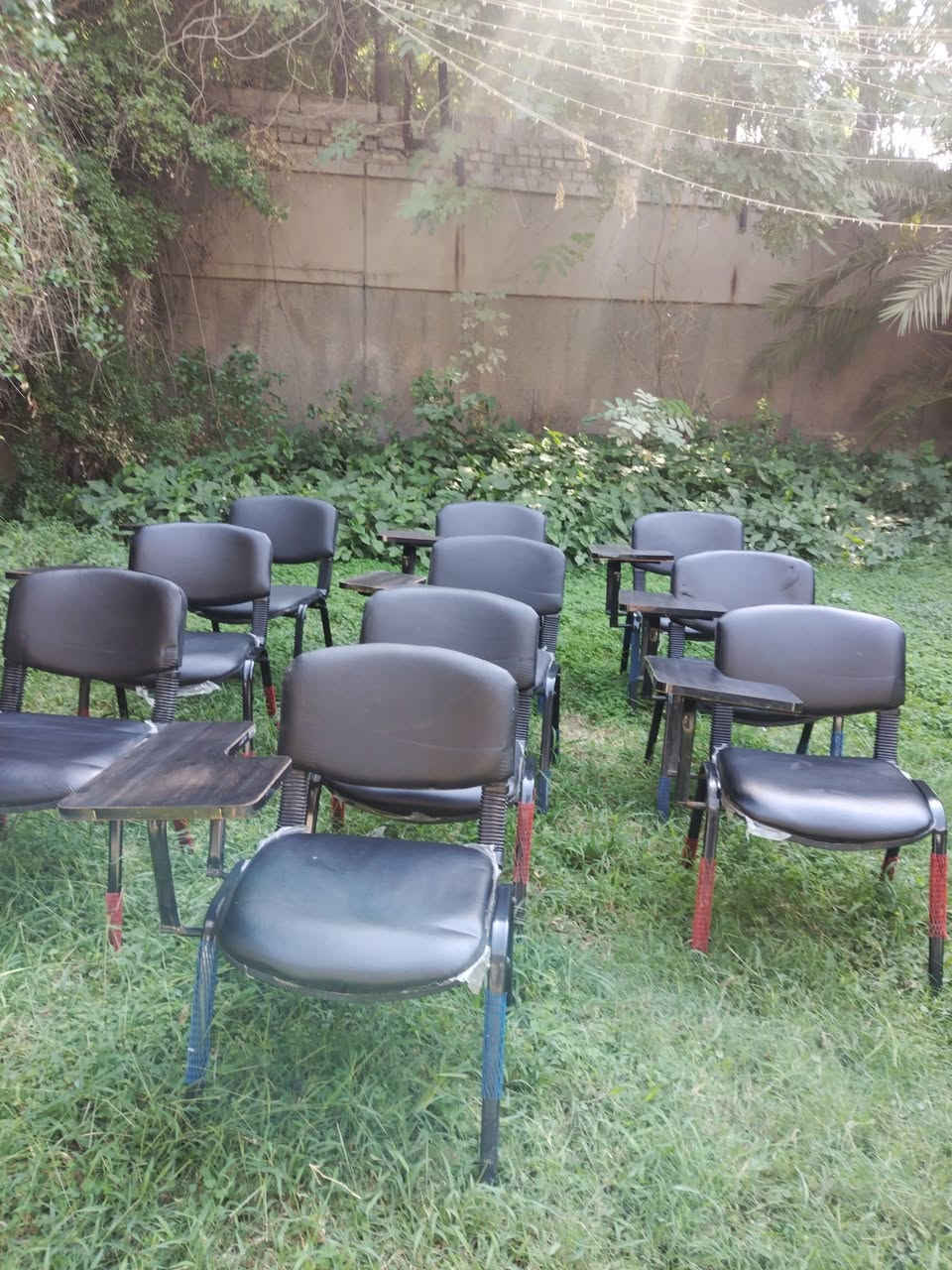 كراسي جلد  اجداد للبيع سعر الواحد ب15 الف وكراسي جامعيه ب20الشراي يجي عل الخاص


**إذا كنت صاحب هذا الإعلان وتريد حذفه لأي سبب، رجاءا أرسل رسالة إلى الدعم الفني**