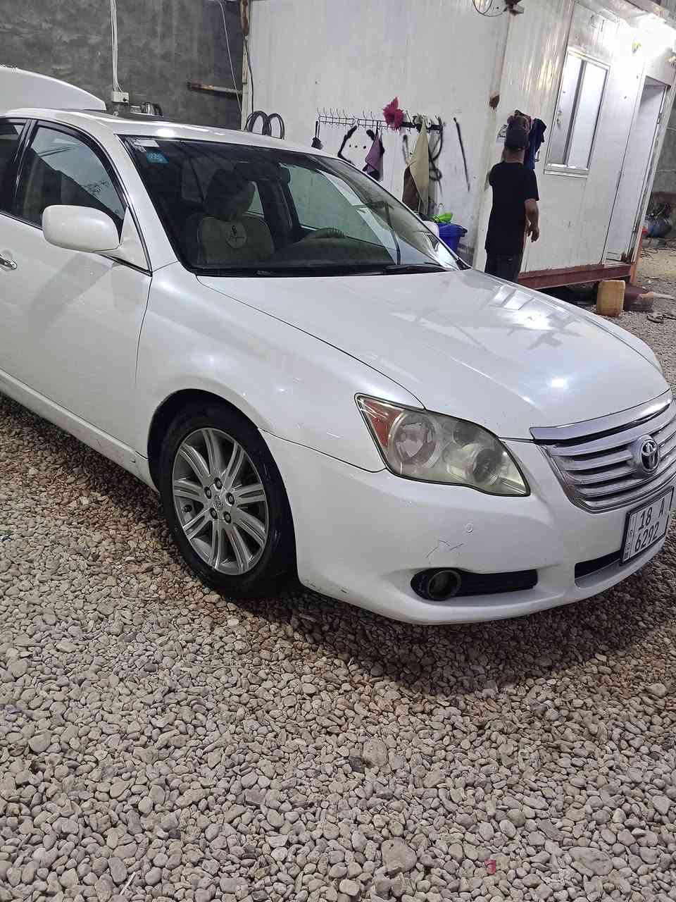 السلام عليكم افيلون خليجي 2008 باسمي رقم انكليزي بابل بيها نقص تبريد ودبلات خلفيه بيها بارد ماشر عليه لون أخضر بالإضافة إلى وجود كم حالبوه بالجنطه خفيفات كلش محرك بي راجز رقم الهاتف *********** السعر 118 بيها مجال قليل جدا
