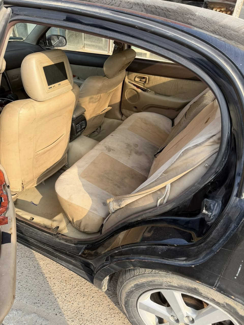 لكزز gs300 موديل 93 رقم موصل مشروع وطني مكينه كير نصاف حداديه نضيفه السياره مكفوله العيب الشرعي والضربه ترايك وين ماتريد مكاني ناصرية مركز السعر 50 وبيه مجال قليل سنويه 2027 رقمي ***********
