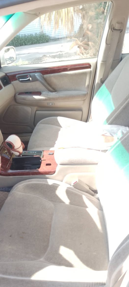 سلام عليكم ملكه ارقام وسنويه بيه وكتاب حجز بيه السعر 45 مكان بابل رقم الهاتف ***********
