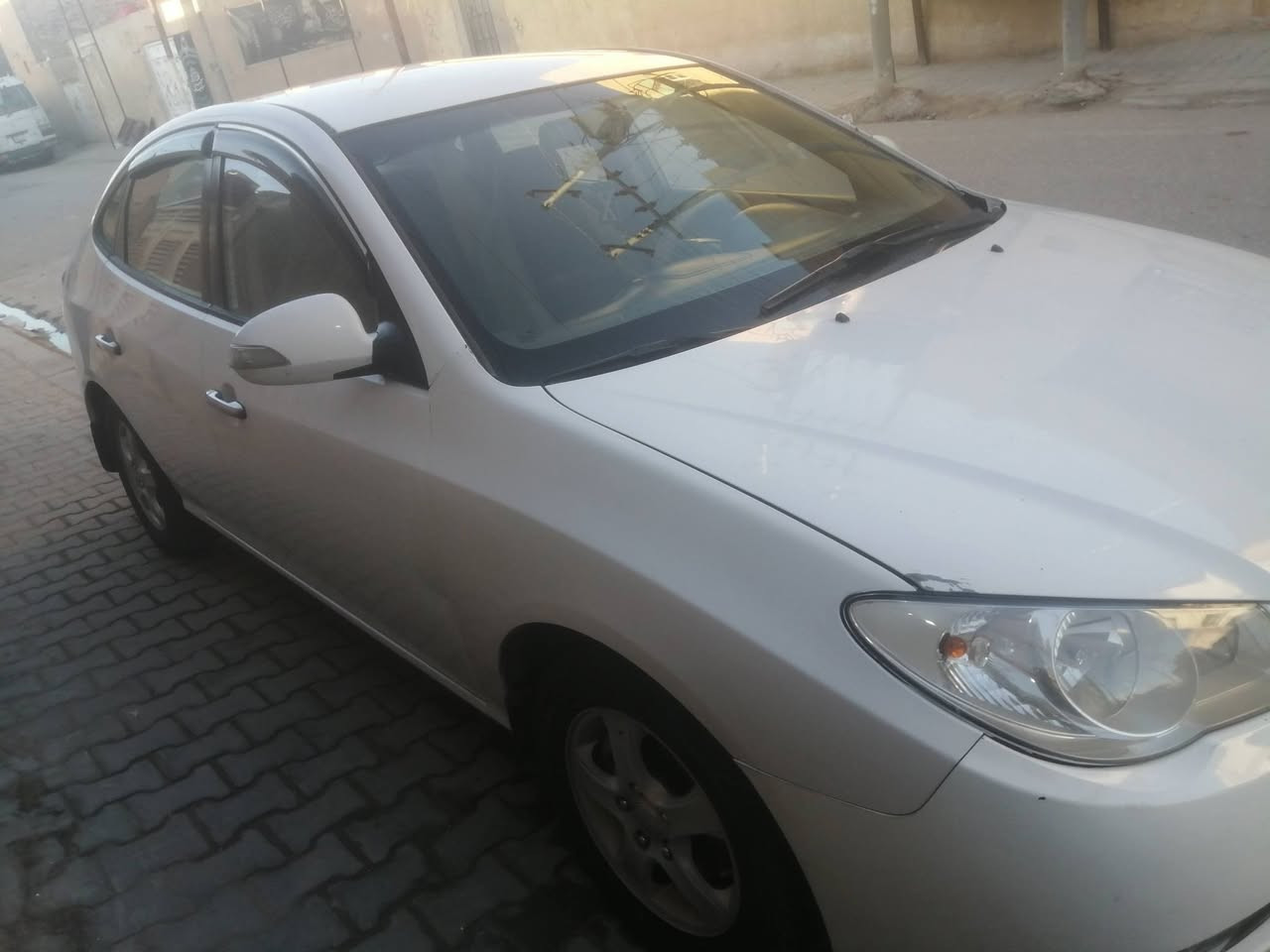 النترا 2011 رقم اربيل ساقط تريد وكاله مداور موجود ثلاث قطع محرك بي خيط بخار للتواصل اتصال على رقم ***********
