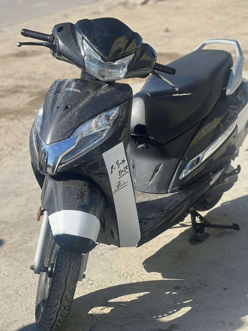 سلام عليكم هونده للبيع مكفوله مديل ٢٢  ***********
