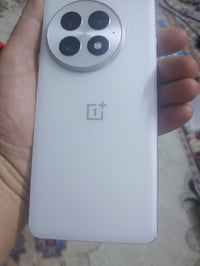 ون بلس 13 اعلى ذاكرة واحد تيرا اعلى رام 24  اعلى معالج جين 8 ايليت شبه...