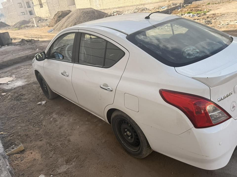 نيسان صني هندي رقم اربيل سياره وكله باسمي موديل 2023 
سياره  سعرها 120 وبيه مجال حك الجيه مكفوله كفاله عامه مكانهه بغداد حي النصر تواصل واتساب ***********

