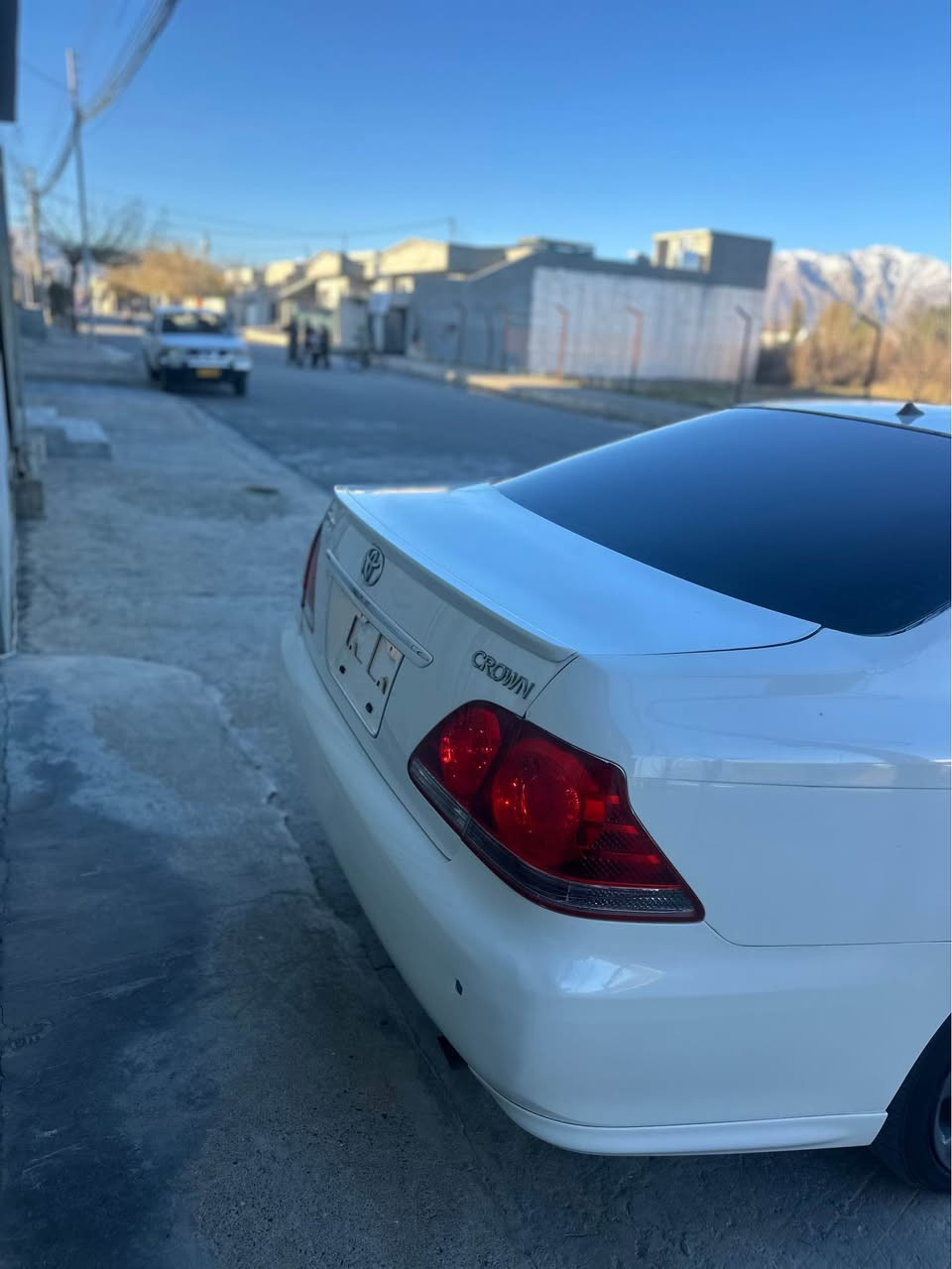 بە ناوی خوا شاهینە براوە 
182 بی دوکەل تازە داخل کامل مەسرەف کراوە 
٤ دوگمەی بێ سلاید تازە رۆنی گۆراوە پاتری تازە
سەلاجەیە پەردەیە  سەیارەکە کامل مەسرەفە
نرخی 52$ مەعەمالە
شوین رانیە 
0770 156 14 55
0750 784 86 49 رانية, السليمانية
