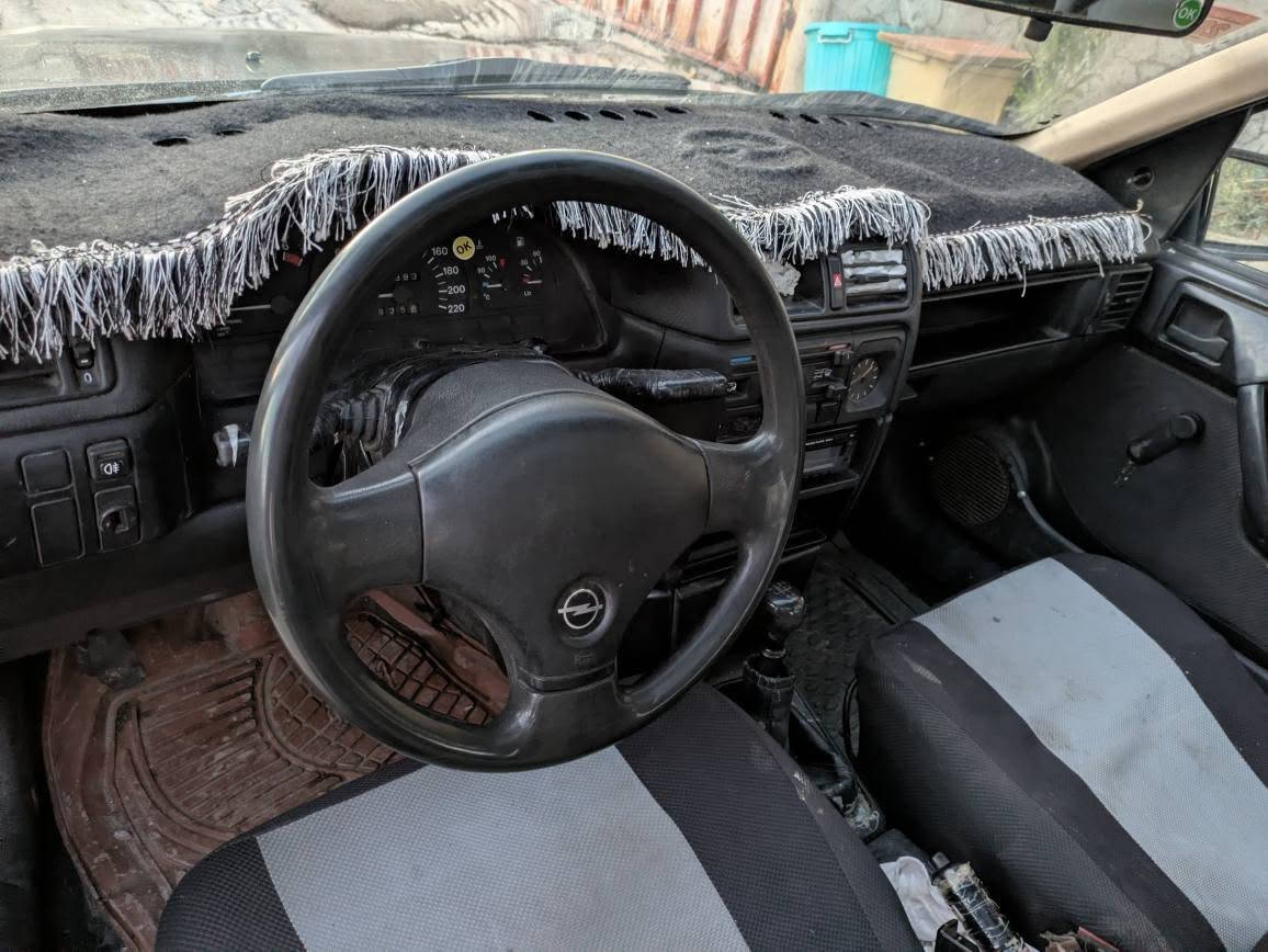 ؤبل فيكترا مؤديل 91گيرو مه كينه و گه ر مو كاره بايي به شه رت ئترمي بلاستيكي سليماني بئ ده عم و ليدان زؤر جوانو توندو تؤله سعري 27معامه له ژم ته له فون *********** Iran
