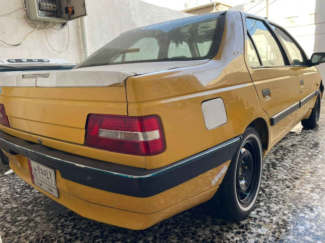 السلام عليكم بيجو لميس 2012 بغداد مكفوله من لصبغ ولتبديل ولضربه عده لدوس ولهلال. معمر مكينه كير صدر تايرات كهربائيات كله جاهز مدوشمه كامل جاهزه كبل للشارع للاستفسار *********** مكان السياره بغدادحي اور السعر44
