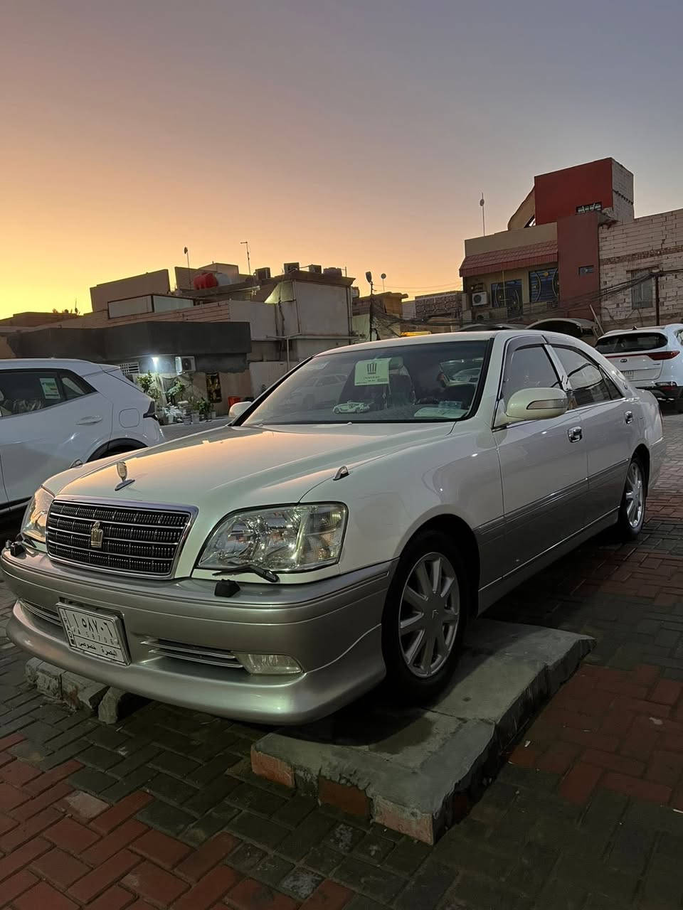 سلام عليكم سياره مالكه موديل 2001اصل اربع دكم فول موصفات فتحه سقف ستيرين كهربائي برده خلفيه سياره كفاله عامه من كلشي او بعد احلى من الصوره سياره رقم نكليزي بصره سياره بسمي تحويل ثاني يوم مكان السيآره كربلاء السعر 185 او بيه مجال خابر او تدلل ***********
