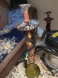 اركيله خشب • نضيفه • مستخدمة قليل