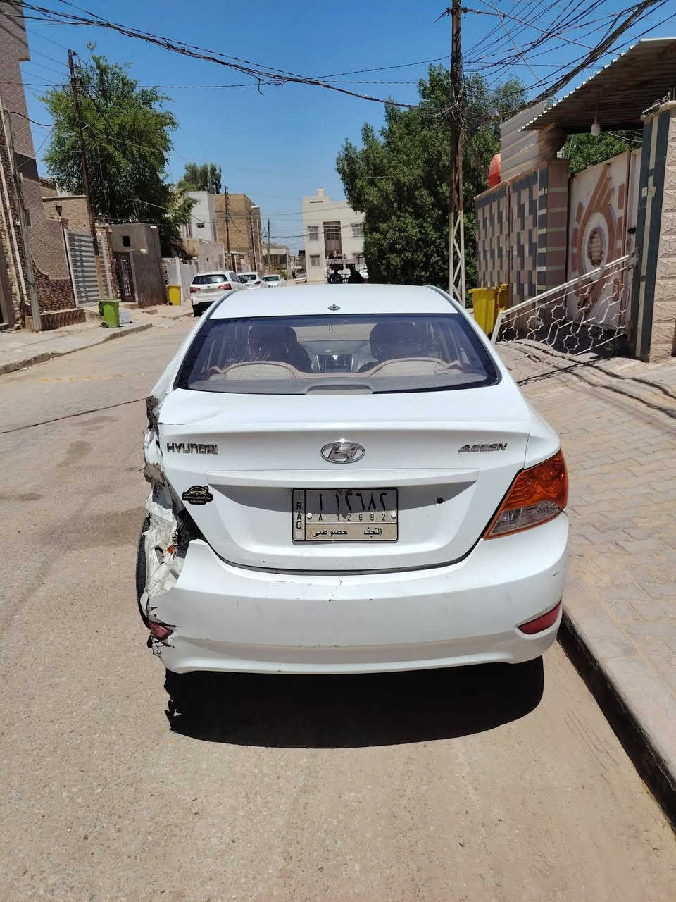 مكلف بالنشر اكسنت ب 75 ورقه (( السياره اكسنت 13 خليجي 1600 بيه هذا الحادث معلومه مابيه قطرة صبغ السياره و مابيه تكحيلات او كارت او تبديل او ضربه على الحار يعني سليمه فقط هذا الحادث الي سوه بيه هذني الاضرار حداديه و دجات وطبلات هوائية و زيتية كله اصليه موبس وره و كدام جديده محرك و كير جدد ممتازات نظيفات كهربائيات تبريد ثلج سليمة السياره باسمي رقمه الماني نجف مكانه نجف واتسابي ***********
