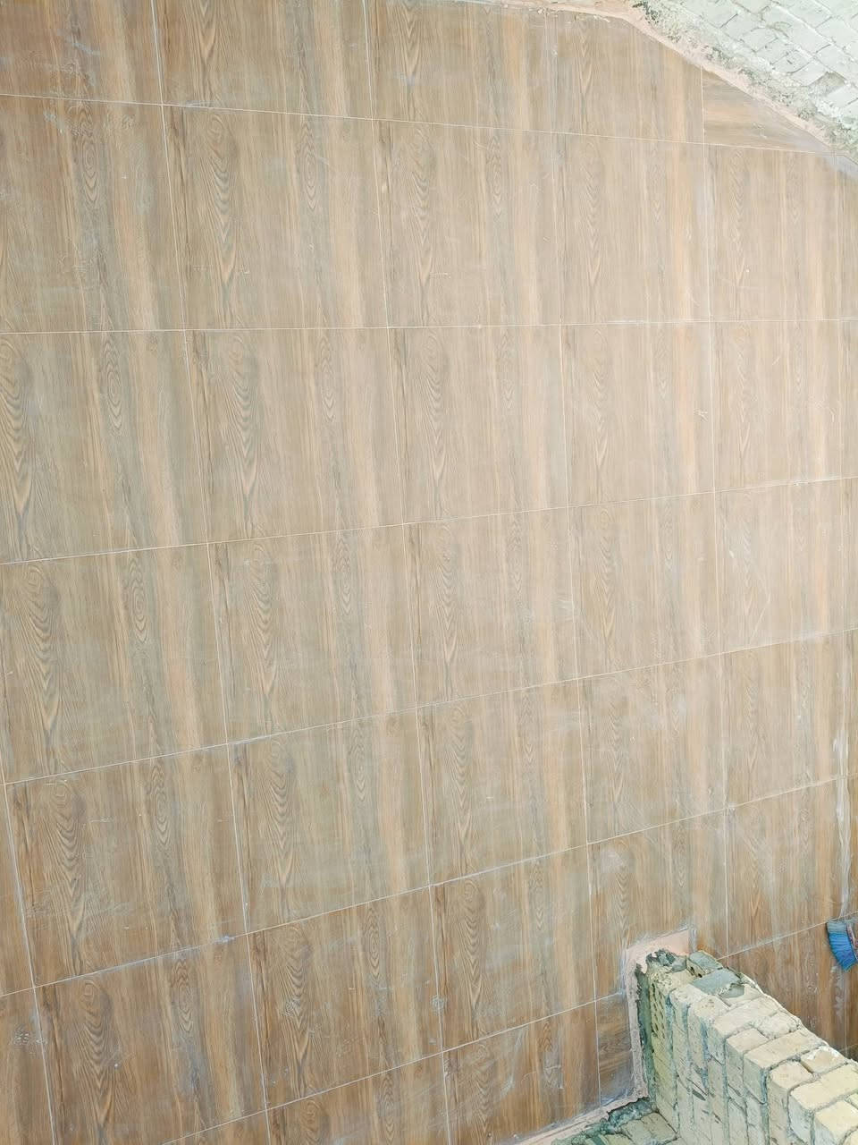 السلام عليكم ***********
شغل دراجه اوله مكاني كربلاء سراميك. وبورسلين.ومرمر
جداران. ارضيه. بايات
