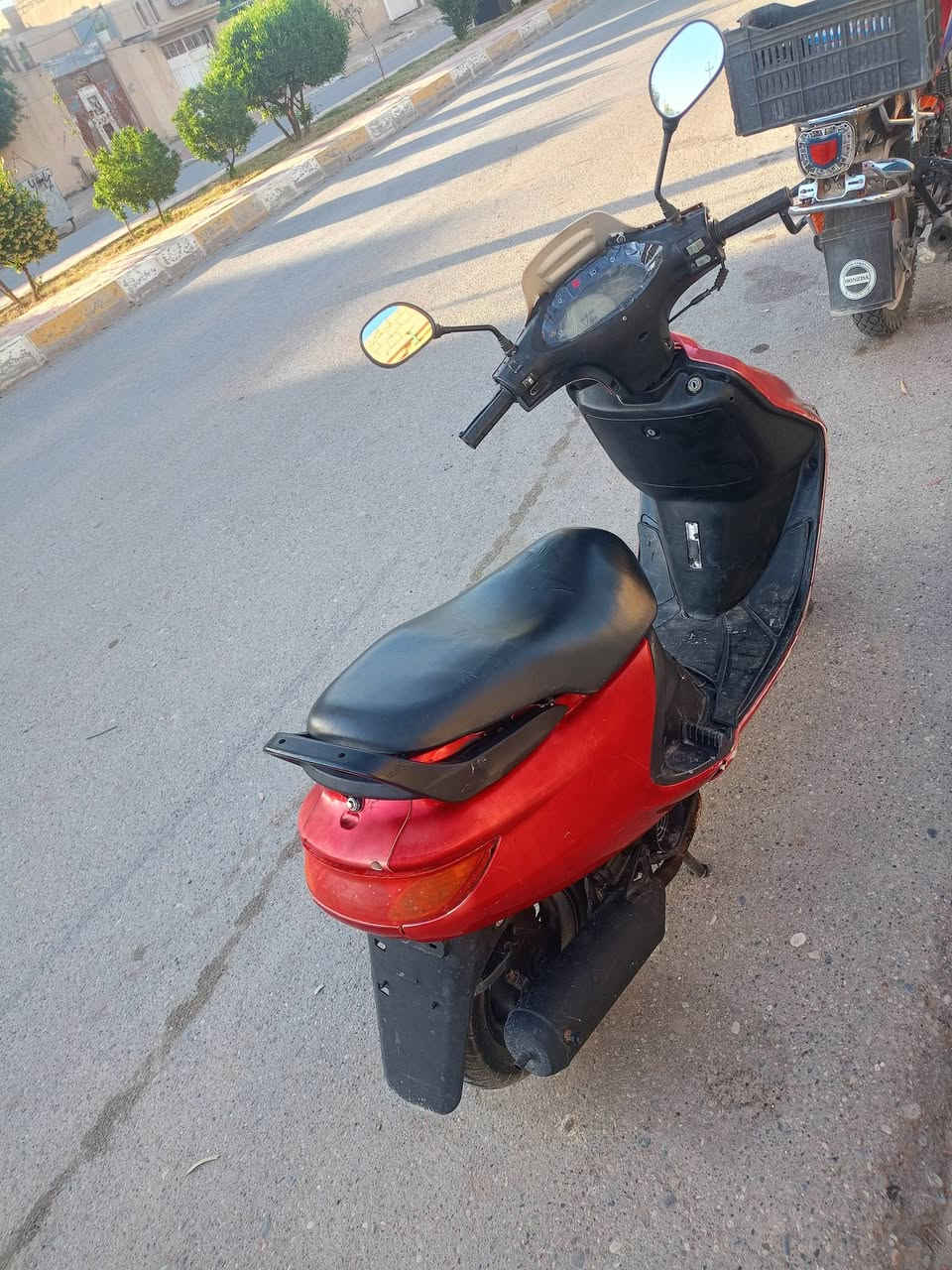 ماطور كلش نظيف ماكينه ما مفتوح شرط السعر 450 وبيجا شرط كل شي شغال ***********
