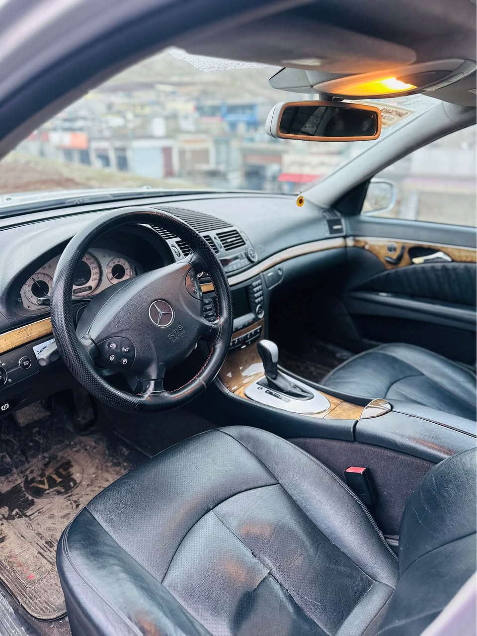 Mercedes Benz E350 2006🇩🇪

مارسیدس ئی 350🇩🇪2009🇩🇪
کلین تایتڵ بێ بۆیاخ زەمان
سەیارەکە سفرە پاکەتی 📦 🇩🇪🦅
بیانوو بڕە تاقانەی هەموو عێراق
منفيست اسلي يبراهيم غليل
مواسەفات فووول فوللل
سڵاید
شاشە گەورە
پەردە کارەبایی
کوشن جلد کوشن هیتەر تەبرید
کوشن کارەبایی و خەزن
پێش و دوای حاسە
6سیدی بۆکس
ئاوێنە کارەبایی
مواسەفاتی تر .....
دەعامی بۆ دەعامی بەشەرت
بۆنی شەریکەی لێدێ
بۆ تازەی و جوانی سەیارەکە مەپرسە لۆکە

گێر و مەکیەنەی و کارەبای هەمووی بەشەرت

سعري $92
شوين سؤران
ژمارەی موبايل: *********** أربيل, العراق
