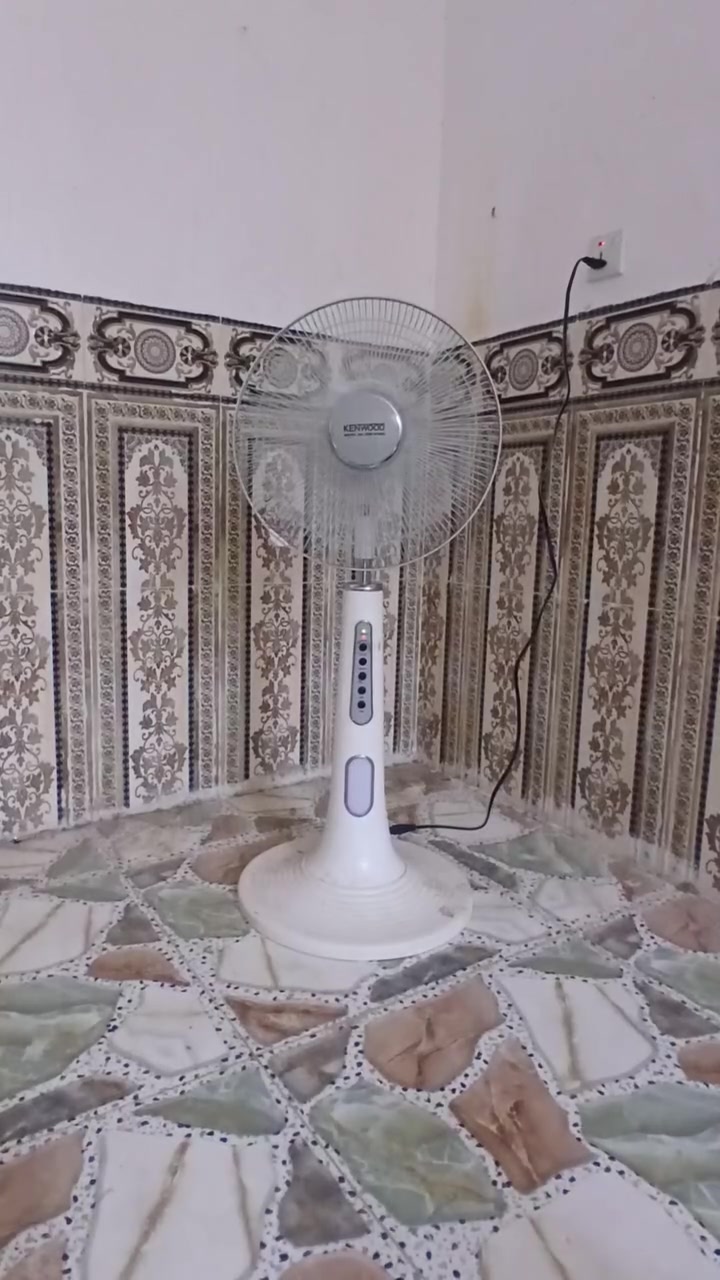 بنكه شغاله للبيع السعر ٢٥ وبيه مجال ***********
