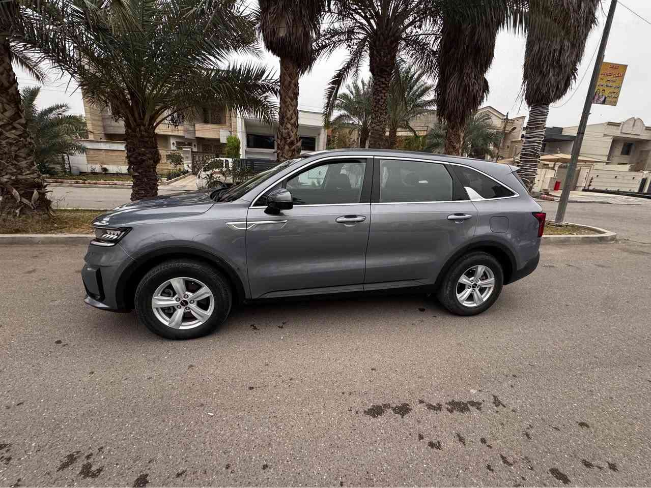 سورنتو 2023 Lx
    
اربعه اسلندر 2500GDI
تنفس طبيعي  

٧ اراكب

رقم اربيل

لون بحري 

ماشية 44الفk

حادث السيارة جاملغ وباب ايسر +ايرباك استير +دشبول

كما موضح بالصور 

مواصفات السيارة؛

داخل اسود 

قطعتين تبريد

جام اوتو ٤ جامات 

حساسات امامي خلفي

كامرة خلفية 

رادار امامي خلفي 

نقطة عمياء جانبية 

توقف ذاتي للطوارء 

اوتو هولد 

تثبيت مسار + تحديد مسار 

شاشة عطلات 

شاشة جبيرة 

تحكمات ستيرن كاملة 

رادار مثبت سرعة 

اوتو كار بلي 

ابل كار بلي 

وبعد هواي مواصفات 

السعر (19الف$)يعني 190ورقه

الرقم  ***********

المكان : بغداد حي الجهاد بغداد, العراق
