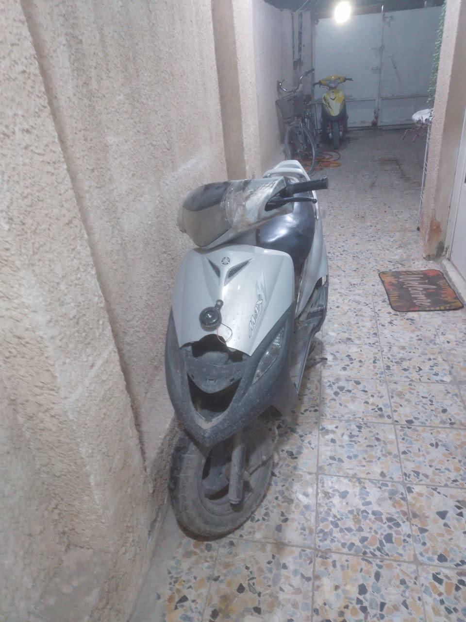 دراجه ماكس للبيع شغله سعر 275 بهه مجال العنوان بغداد شعب ***********
