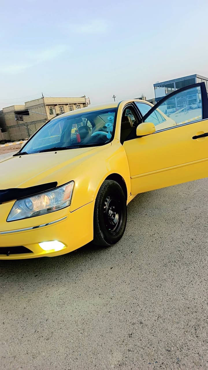 سلام عليكم سوناتا  موديل 2009 جديده دوشمه جديده 
صدر جديد امامي وخلفي دخم داير جديد سياره محرك 2400 سياره مكفوله كير ومكينه سياره جكليته بيه جاملغ وبنيد فقط بدون دواخل معروضه 104 وبيه مجال بصيط 
مكاني واسط الصويره *********** وبيكم خير وتدللون
