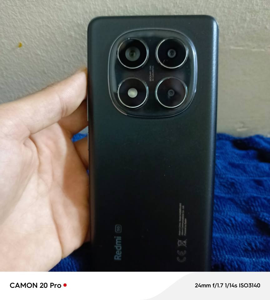 سلام عليكم ريدمي نوت 14 برو 5g ذاكره 512 رام 12 جهاز بي كلش هواي مواصفات مراح اذكره لان يطول المنشور
جهاز نضيف كلش بي بس ذني الشخوط بلشاشه ثنين ممبينات ومماثرات نهائياً بس حبيت اذكرهن 
الجهاز بدون ملحقات فقط كفر 
السعر 275 وبي مجال لشراي وماكو انسب من هذا السعر
وسعر الجديد مالته 467 الف 
المكان بغداد البياع الشرطه الخامسه 
الرقم *********** بغداد, العراق
