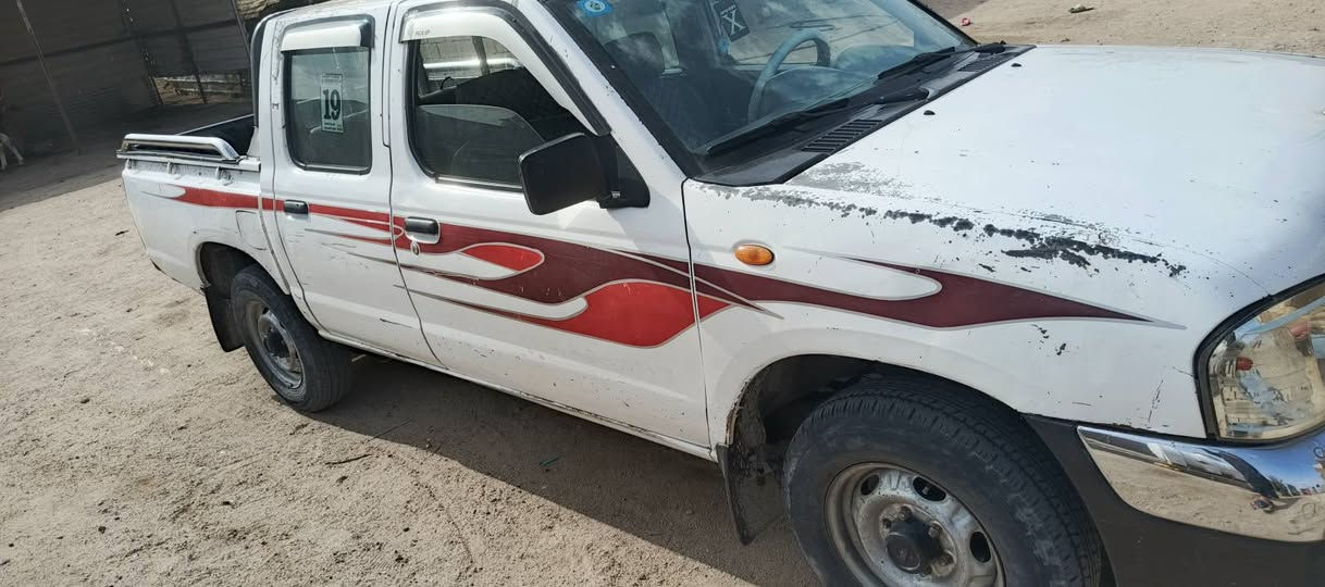 نيسان 2006سياره مكفوله رقم واسط نكليزي كير محرك شاصي. تبريد كله كفاله السعر 83وبيه مجال مكاني البصره زبير البرجسيه ***********
