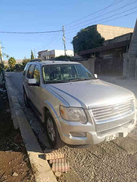 الوصف

Ford explore 2008 V6 بيع او مراوس 
فول مواسه فات V6
سلاید
کوشن کاره بای ۶  هيتر 
گیر ئوتوماتیک
ده بل ئه کسل
سی ریز کوشن
تحديد سرعه
 بوياخ دوو پارجه و نيو بی چوري سارد یه ک په له 
چوار تایه ی تازه
گیرو مه کینه به شه رت بی عه یب 

فول مواصفات 
سلايت 
كوشن كهربائي هيتر 
ديل اكسل 
7مقاعد 
تحديد سرعة 
جاملغ امامي سكن ونصف الباب سكن ونصف الجاملغ الخلفي او اكو بارد او عندي الفحص السونار 
***********
*********** كويسينجاك
