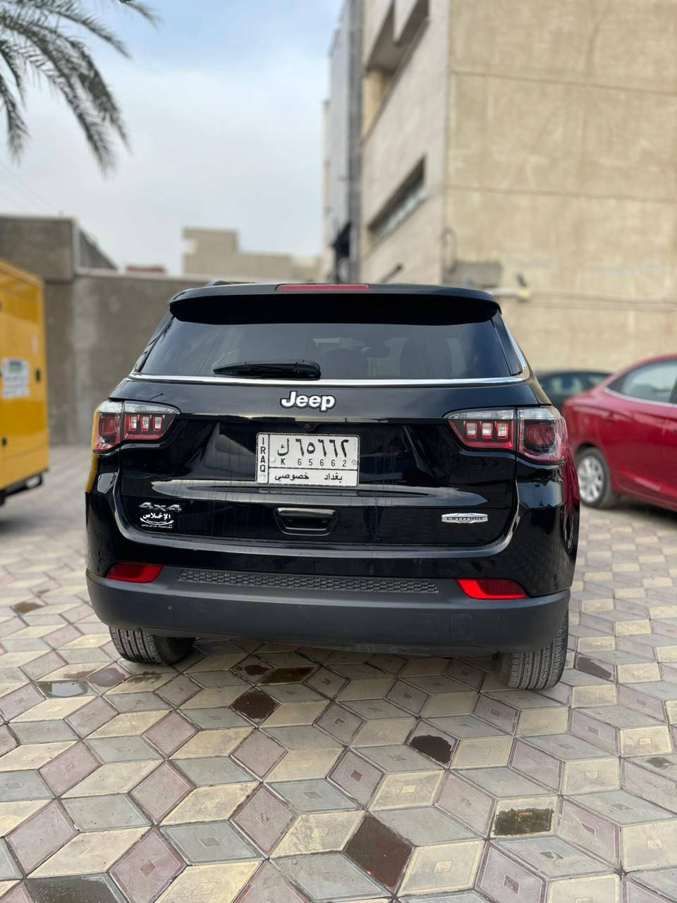 للبيع جيب كومباس موديل 2018
ماشيه 71  ml 
حادث موضح بالصور جاملغ صبغ فقط بدون دواخل محرك 4 سلندر 
رقم بغداد سنويه بأسمي 
السياره نظيفه جدا داخل وخارج 
مكان سياره بغداد 
السعر 118 مجال بسيط 
***********
