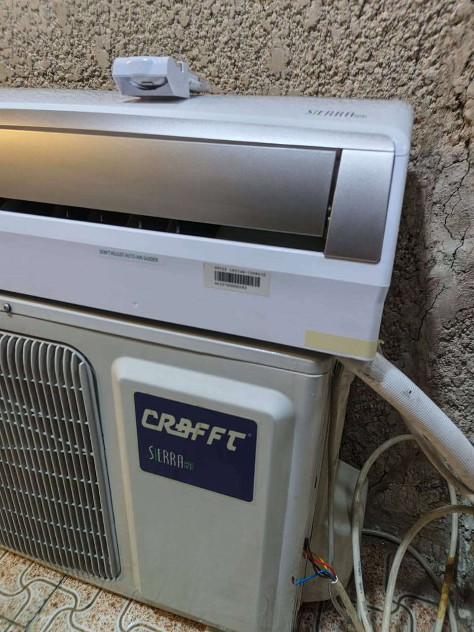 سبلت كرافت 1 طن جهاز جديد مشتغل كلش قليل مع كامل أغراضه مكاني البياع ***********
