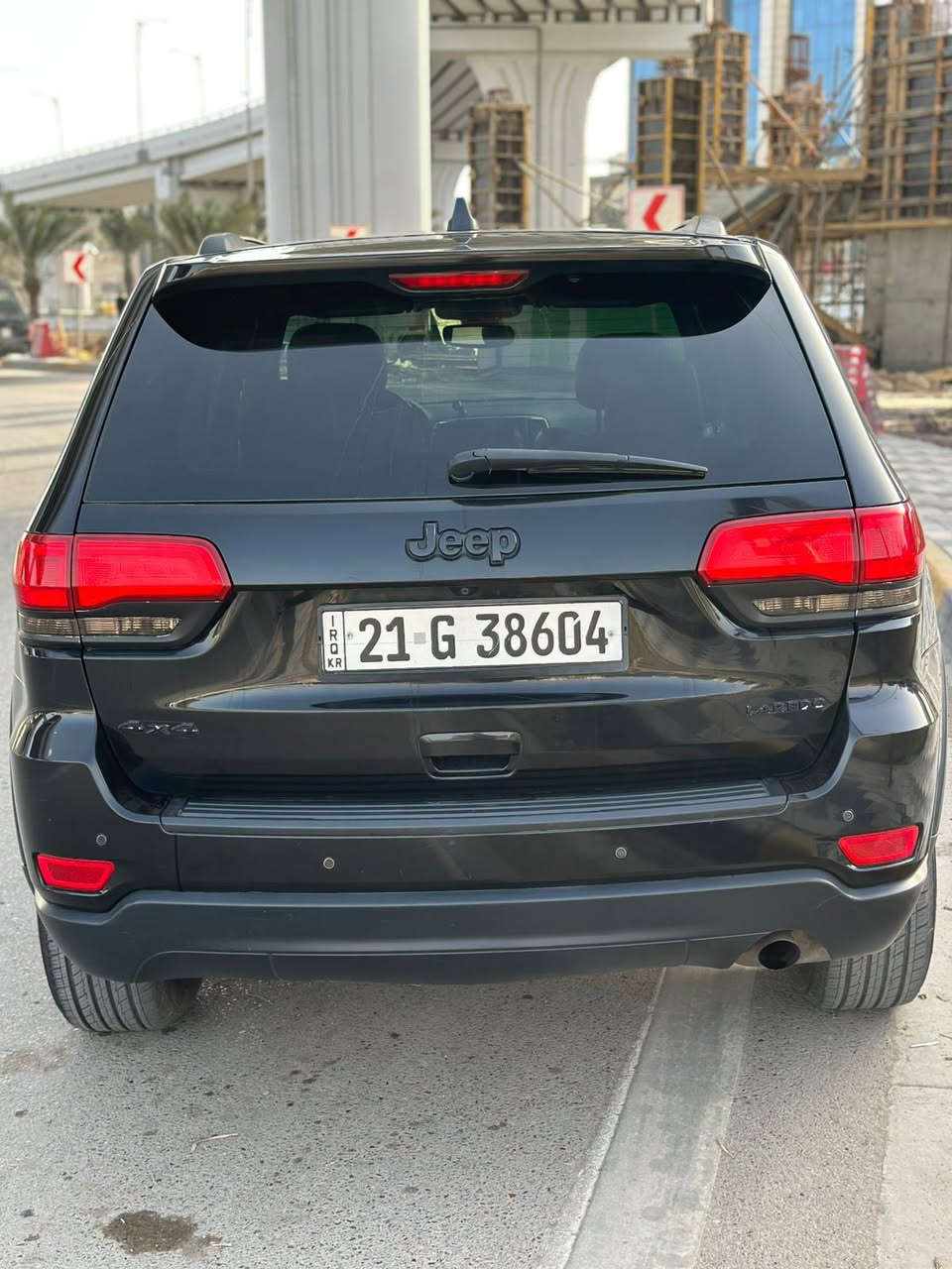 السلام عليكم جيب لاريدو موديل 2017 كلين
بدون قطرة صبغ لون اسود بلاك توب
كلش جديدة  صورها وصور تقريرها كدامك  كلين من كلشي لا غرق ولا صبغ نهائيا سعرها 178وماكو هيج سعر ابد 
مكاني بغداد الدورة او السيدية
***********
